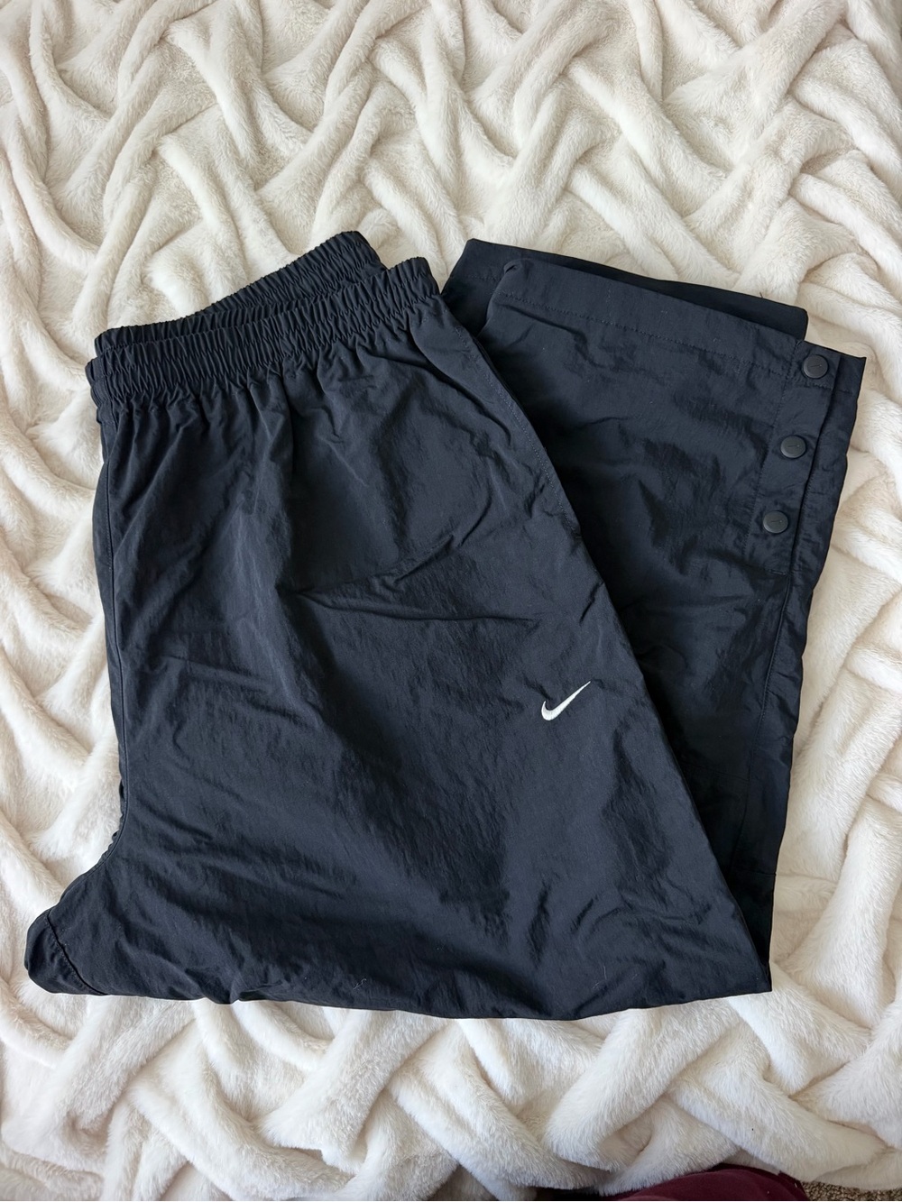 Women's Oversized High-Waisted Woven Pants